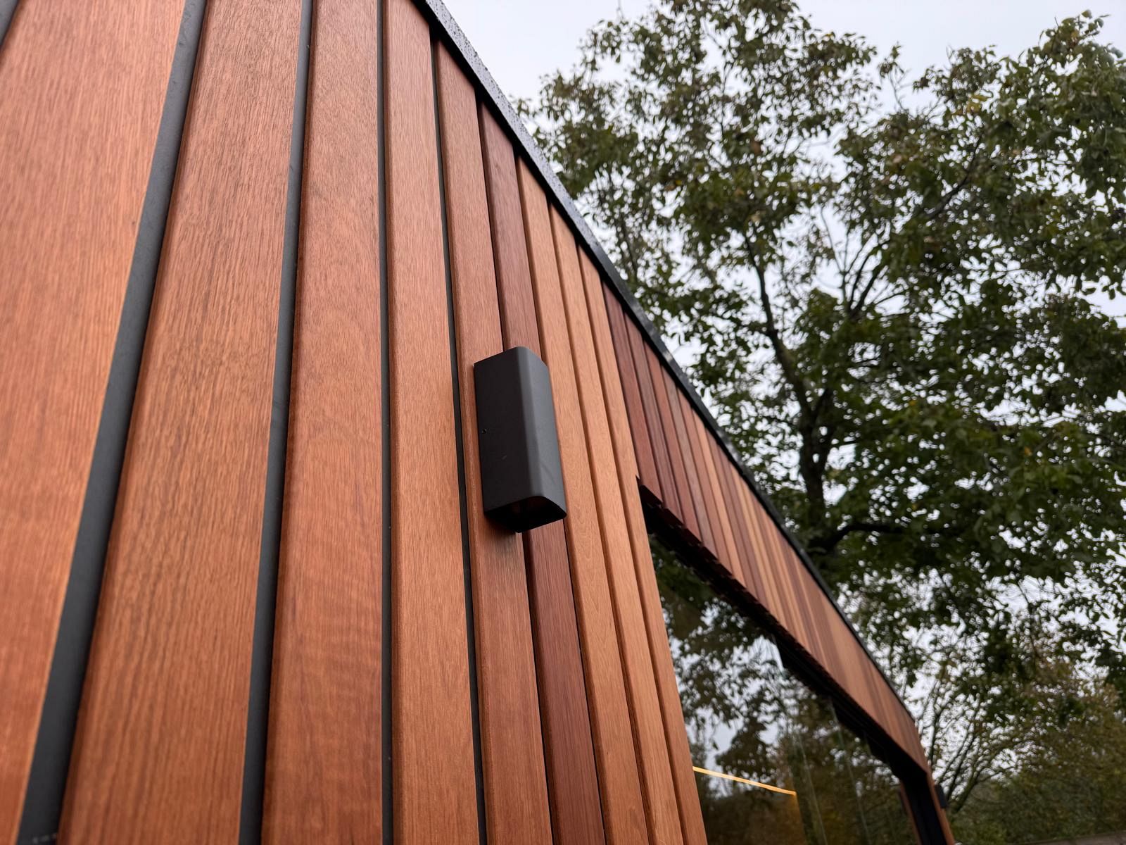 Bijgebouw te Ravels