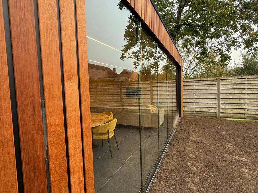 Bijgebouw te Ravels