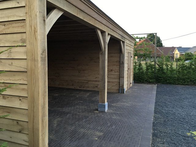 Carport in eik te Ham