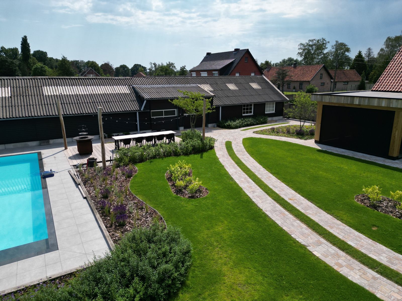 Totaalproject tuinaanleg te Weelde